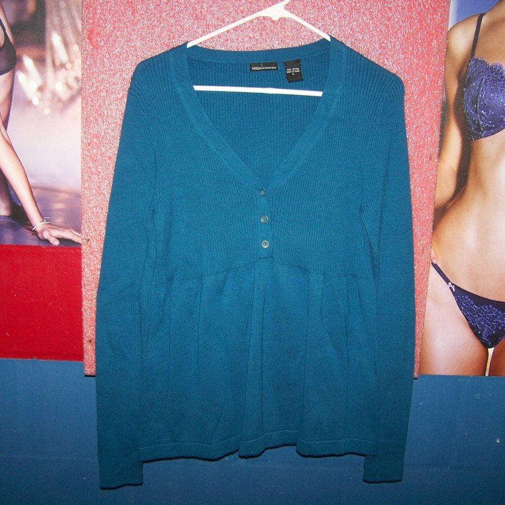 Victoria Secret Sweater